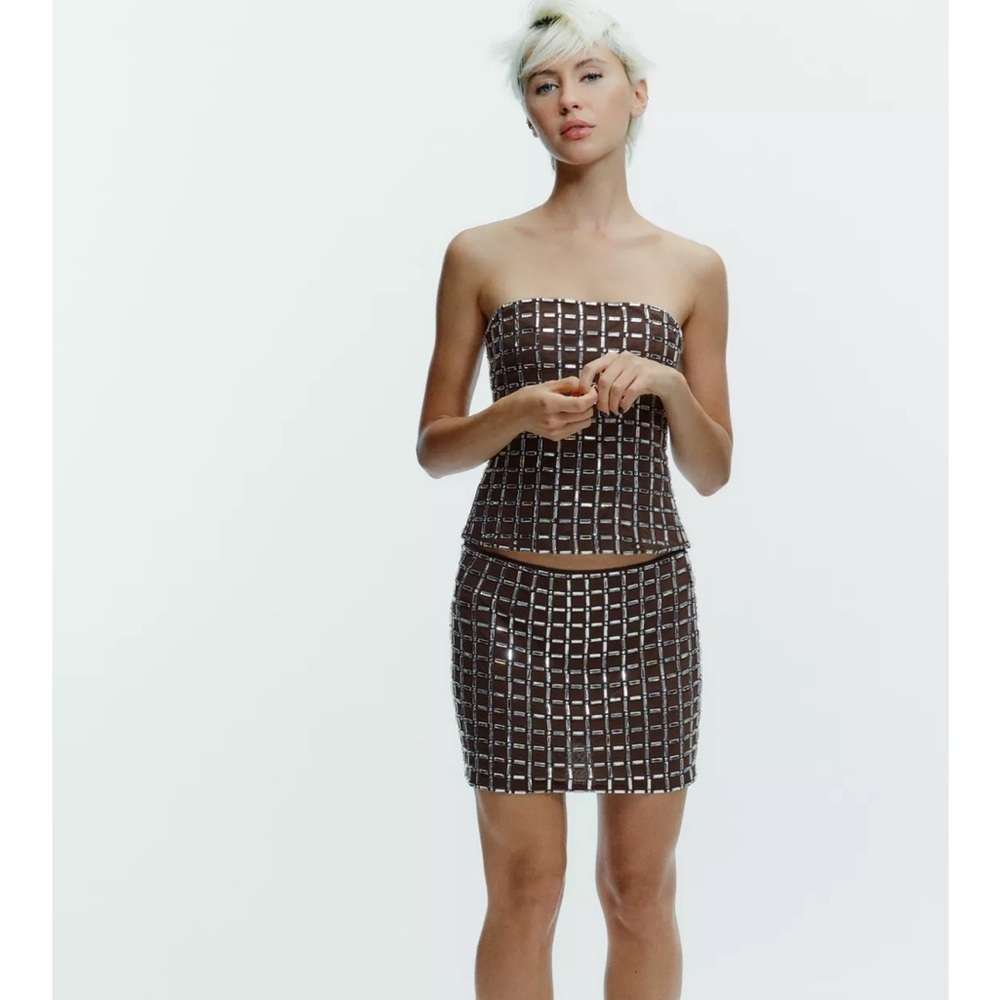 TREND NEW ! ZARA VIRAL SPARKLY MINI SKIRT 
🚨firm price no discount on this skirt